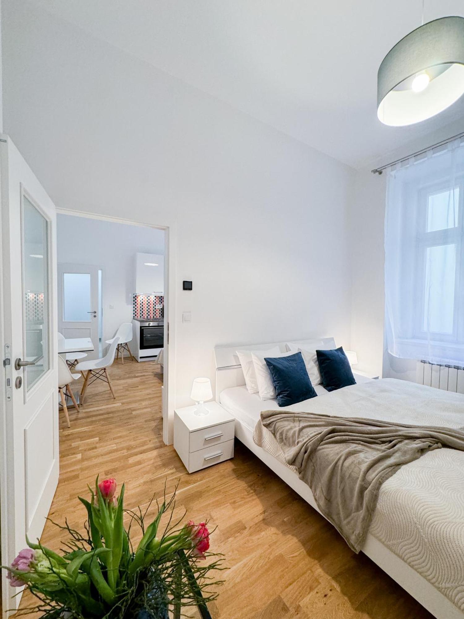 Turnkey I Wenceslas Square Apartments 프라하 외부 사진