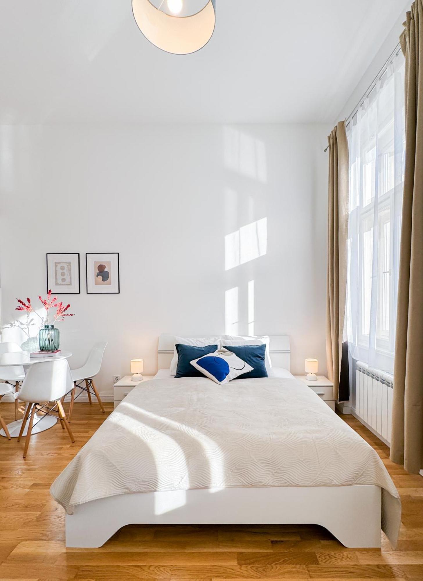 Turnkey I Wenceslas Square Apartments 프라하 객실 사진